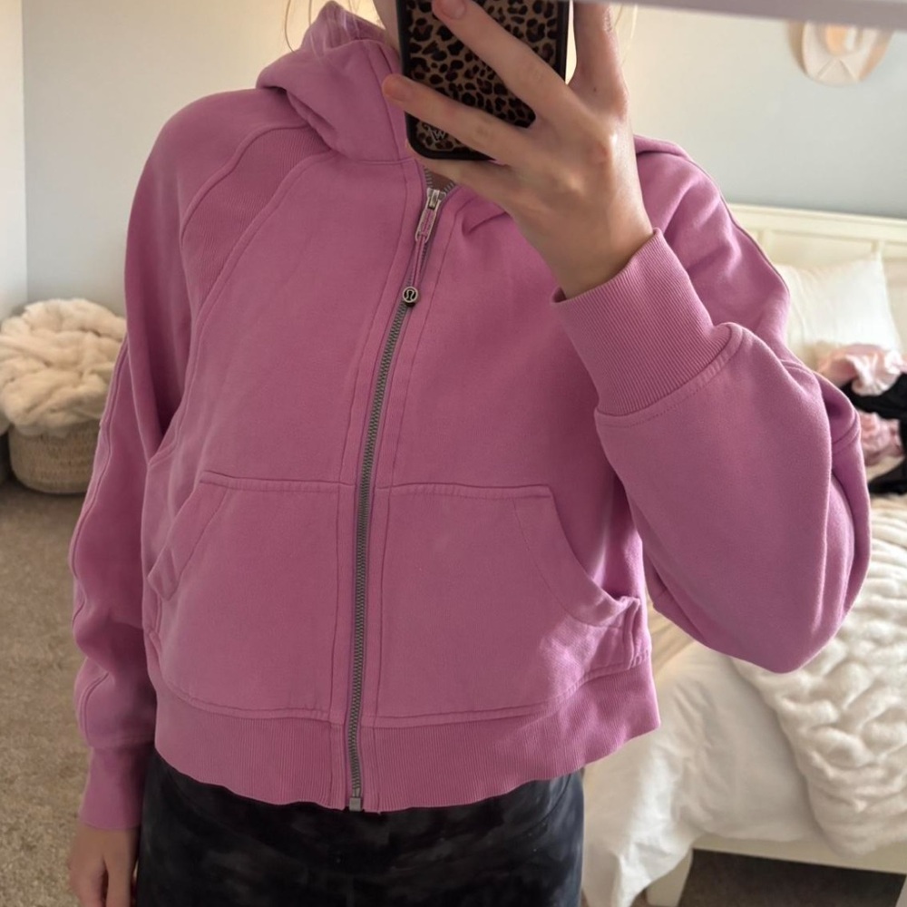 Lululemon Pink scuba